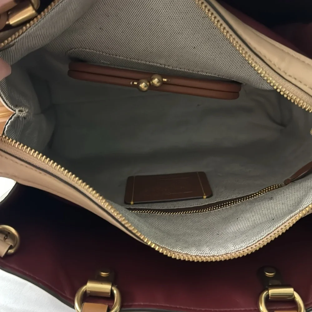 Coach Rogue in Colorblock - Picture 6 of 9